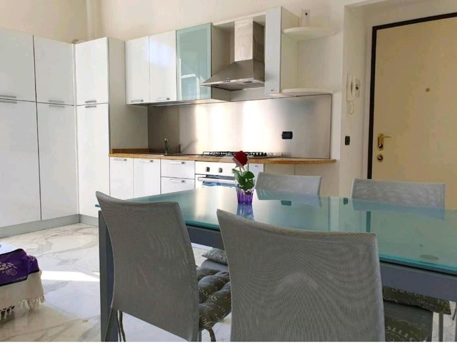 ריווה ליגורה Appartamento 50 Mt Mare Con Parcheggio Riservato מראה חיצוני תמונה